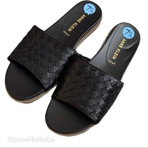 Anne Klein Black iflex Sandals New